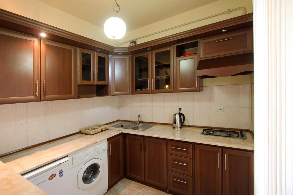 Studio With Balcony On Sayat Nova Avenue Erévan Extérieur photo
