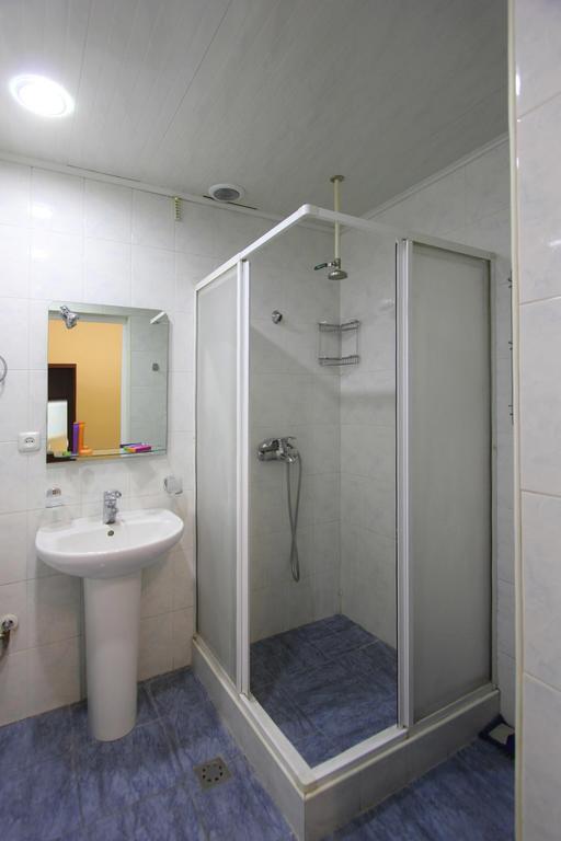 Studio With Balcony On Sayat Nova Avenue Erévan Extérieur photo
